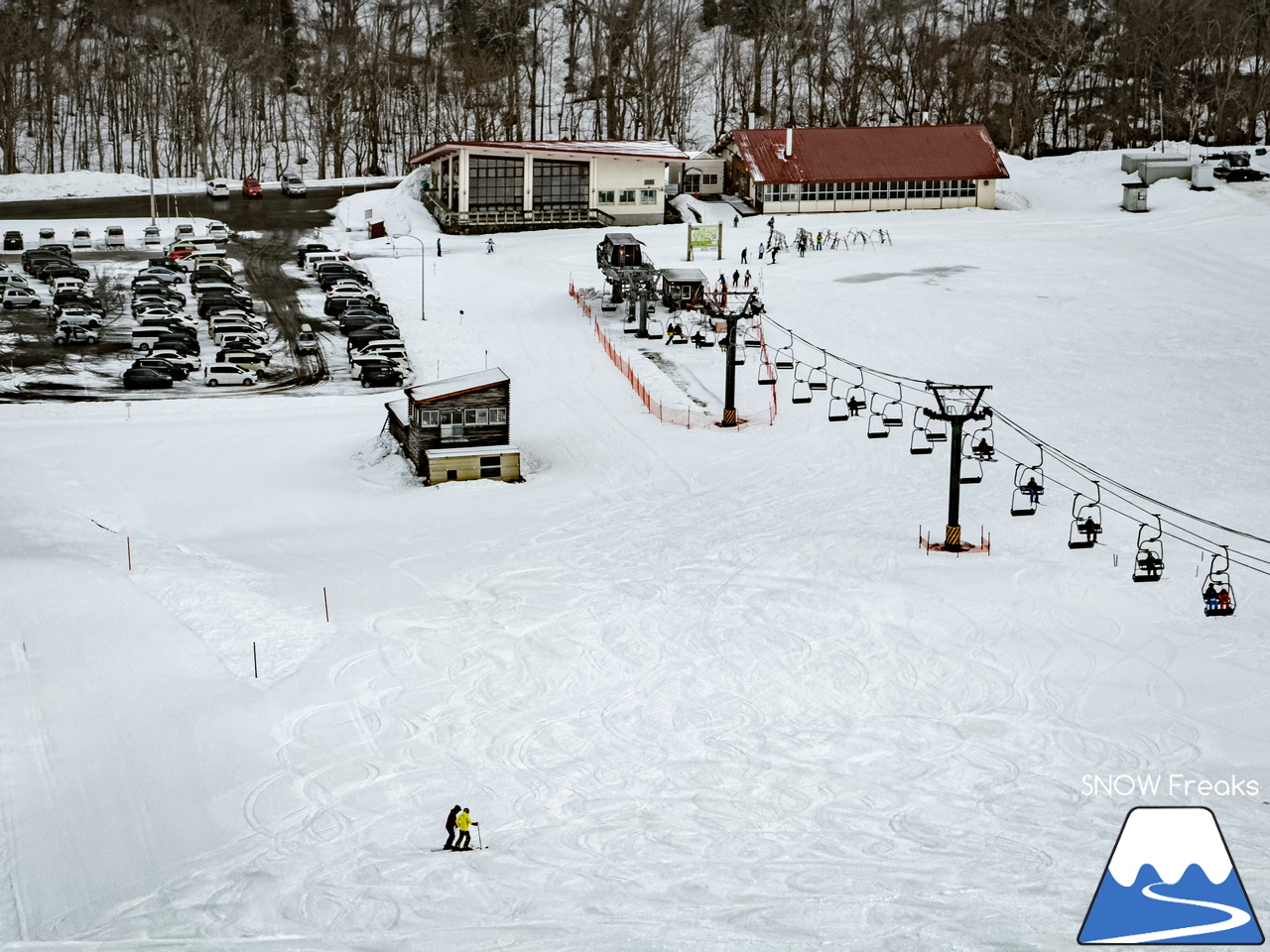桂沢国設スキー場｜非情なほどに待ってくれない今冬の雪解け...。まだ少しだけ冬の気配が残る